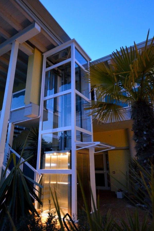 Hotel Alla Terrazza Bibione Exterior foto